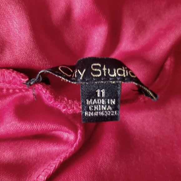 City Studio Sleeveless Bodycon Dress Sz 11 Red Ruched Side Slit Party Club - Picture 4 of 11